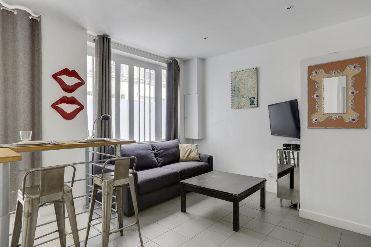 170 Suite Angouleme Large Duplex Style Apt With1 Bdr Paris Central מראה חיצוני תמונה