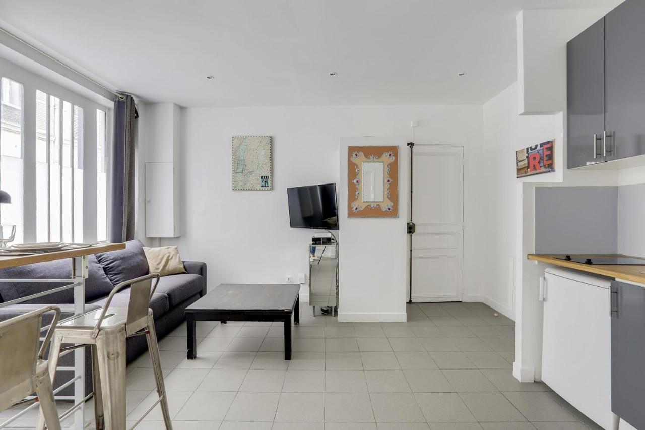 170 Suite Angouleme Large Duplex Style Apt With1 Bdr Paris Central מראה חיצוני תמונה
